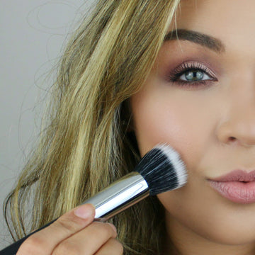 Duo Fiber Large Stippling Makeup Brush