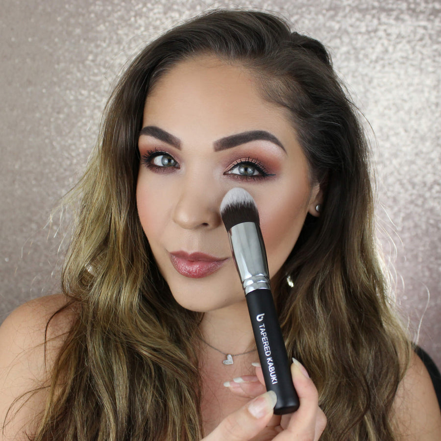 Buy the 5 Piece Kabuki Makeup Brush Set by Beauty Junkees