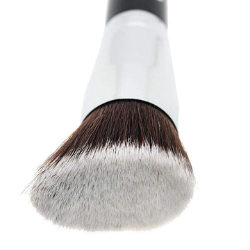 bronzer brush